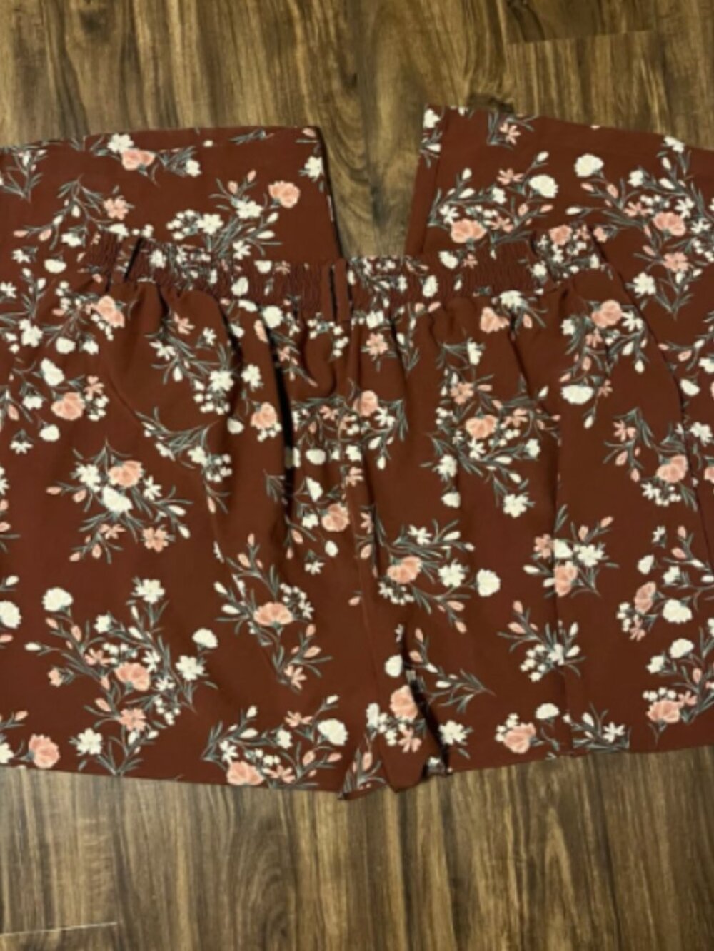 Torrid 4X Wide Leg Pant Crepe Floral w/ Belt loops Maroon - Picture 4 of 7
